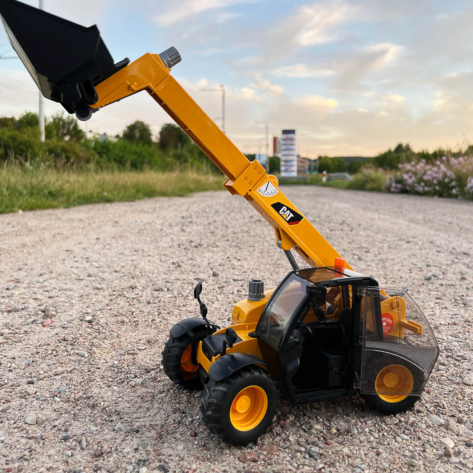 Bruder 02141 Teleskopinis krautuvas Cat