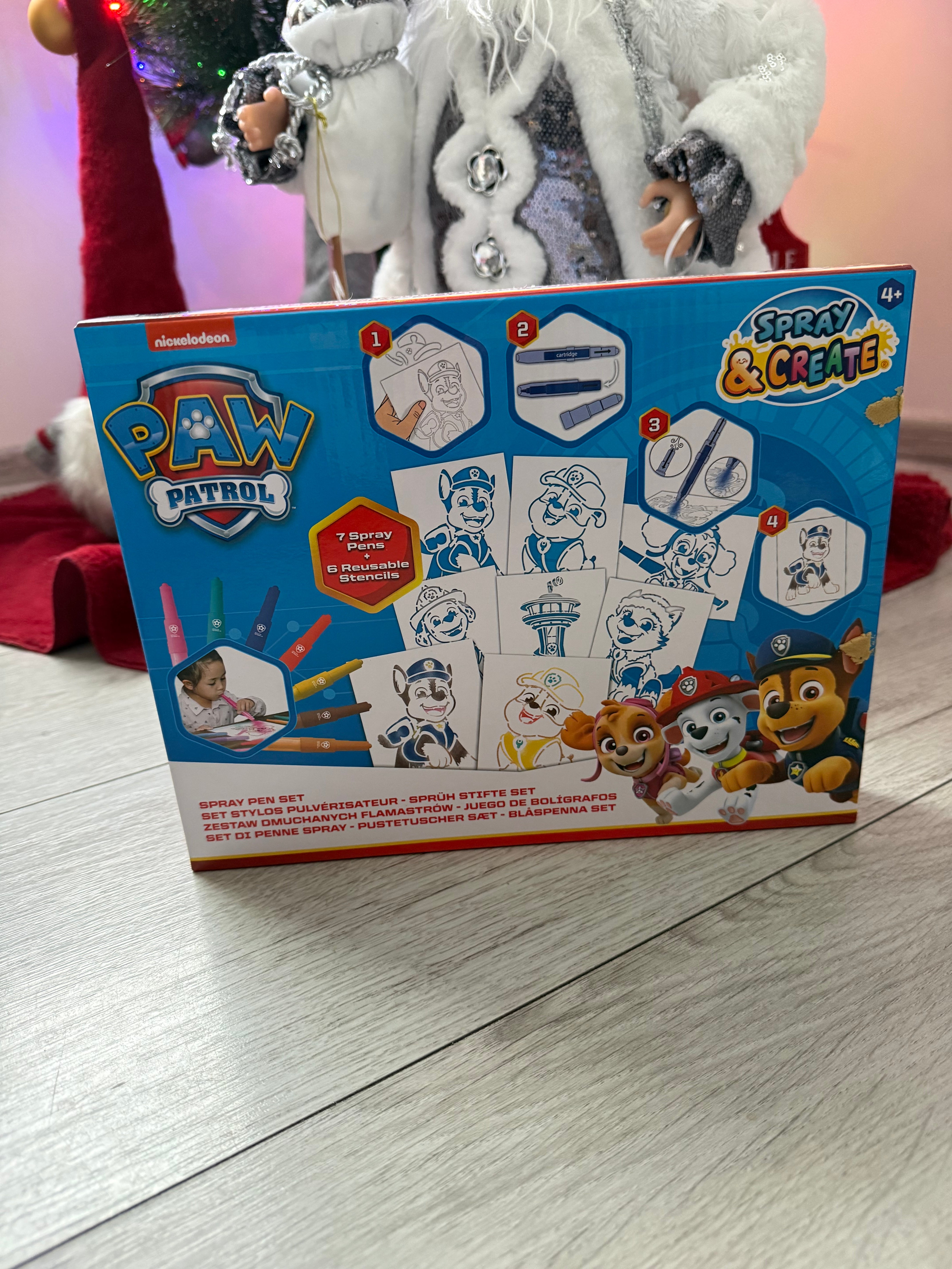 PAW Patrol piešimo rinkinys su pieštukais ir trafaretais