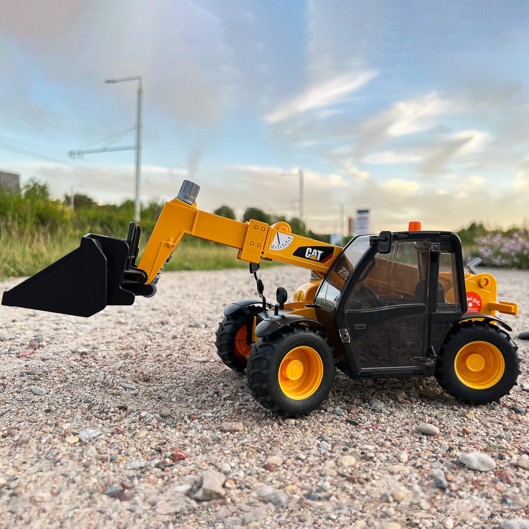 Bruder  02141 Teleskopinis krautuvas Cat