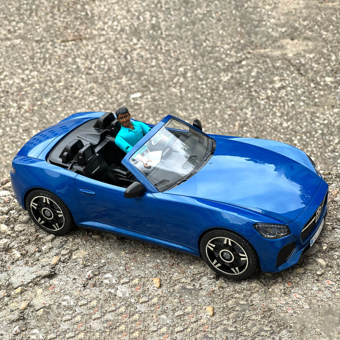 Bruder  03481 Melynas sportinis automobilis